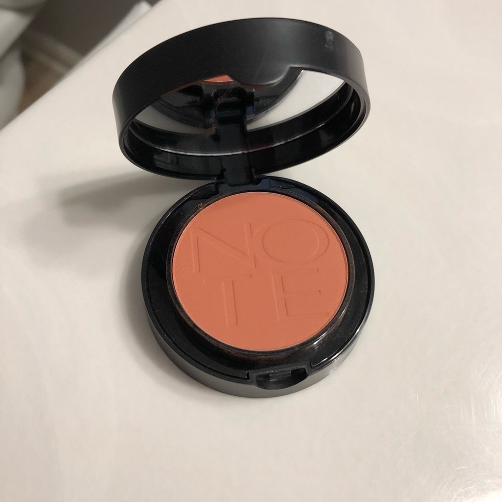 Note cosmetics blush AND battington lashes bundle